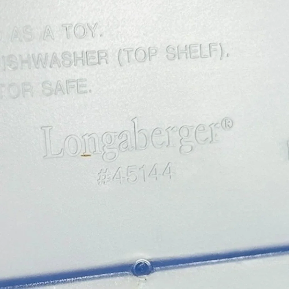 Longaberger CHEESE & CRACKER 9x13 Serving Solutions Protector with Lid #45144